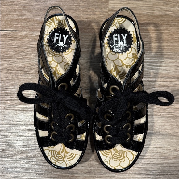 Fly London Yito Damani Sandals Black Patent Leather Size 38 (US 7) - Picture 6 of 6